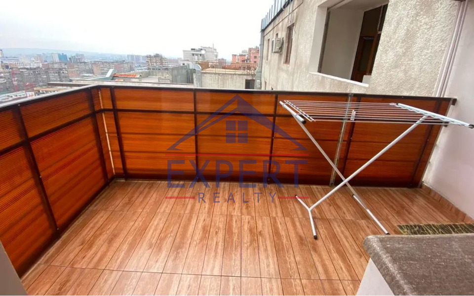 ԿԵՆՏՐՈՆ, ԱՐԱՄԻ ՓՈՂՈՑ, 3 ՍԵՆՅԱԿ