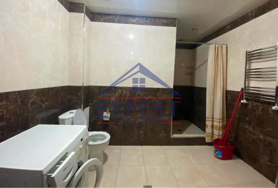 ԿԵՆՏՐՈՆ, ԱՐԱՄԻ ՓՈՂՈՑ, 3 ՍԵՆՅԱԿ