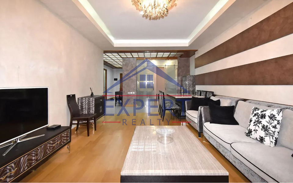 ԿԵՆՏՐՈՆ, ՀՅՈՒՍԻՍԱՅԻՆ ՊՈՂՈՏԱ, 3 ՍԵՆՅԱԿ