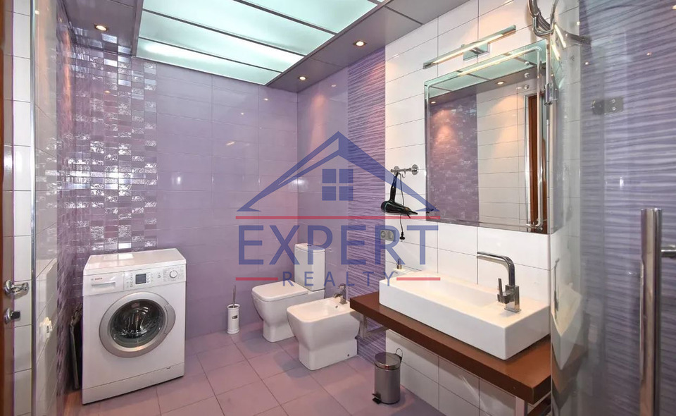 ԿԵՆՏՐՈՆ, ՀՅՈՒՍԻՍԱՅԻՆ ՊՈՂՈՏԱ, 3 ՍԵՆՅԱԿ