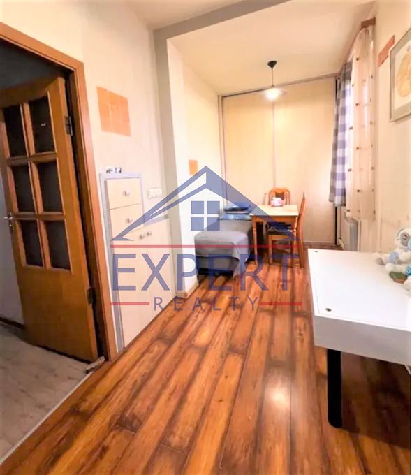 ԿԵՆՏՐՈՆ, ՏԻԳՐԱՆ ՄԵԾ, 3 ՍԵՆՅԱԿ