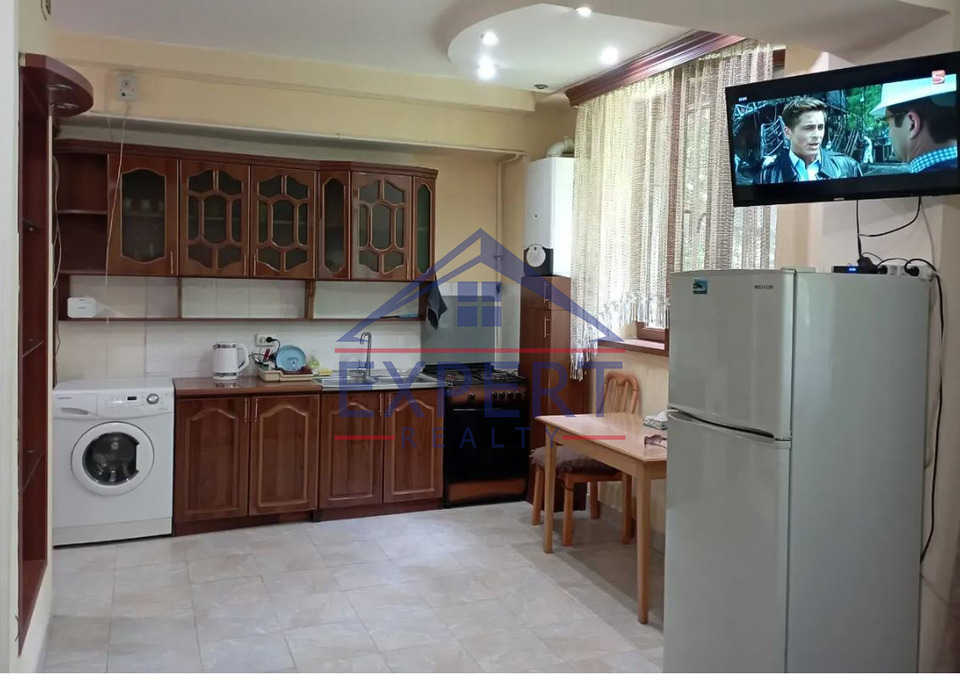 ԿԵՆՏՐՈՆ,ԵԶՆԻԿ ԿՈՂԲԱՑԻ ՓՈՂՈՑ, 1ՍԵՆՅԱԿ