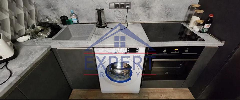 ԿԵՆՏՐՈՆ, ՄԱՇՏՈՑԻ ՓՈՂՈՑ, 2 ՍԵՆՅԱԿ