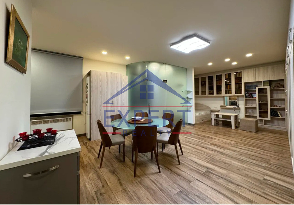 ԿԵՆՏՐՈՆ, ՉԱՐԵՆՑԻ ՓՈՂՈՑ, 48 քմ