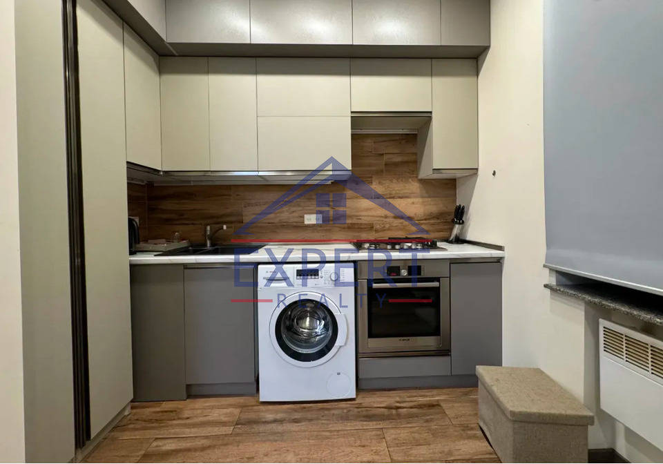 ԿԵՆՏՐՈՆ, ՉԱՐԵՆՑԻ ՓՈՂՈՑ, 48 քմ