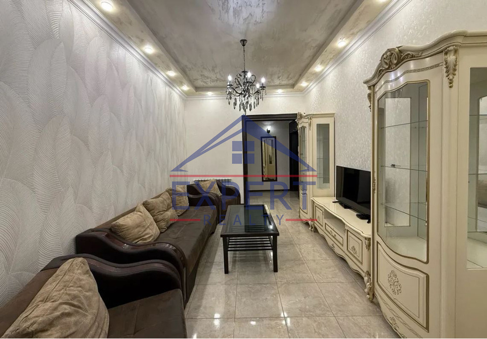 ԿԵՆՏՐՈՆ, ՏԻԳՐԱՆ ՄԵԾ ՊՈՂՈՏԱ, 2 ՍԵՆՅԱԿ