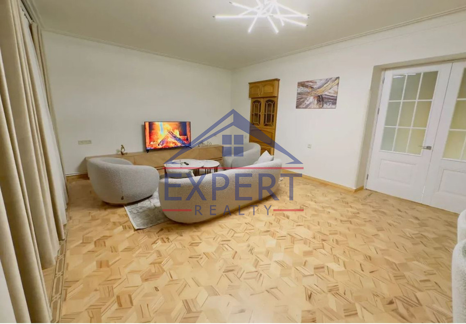 ԿԵՆՏՐՈՆ, ԱԲՈՎՅԱՆ ՓՈՂՈՑ, 2 ՍԵՆՅԱԿ