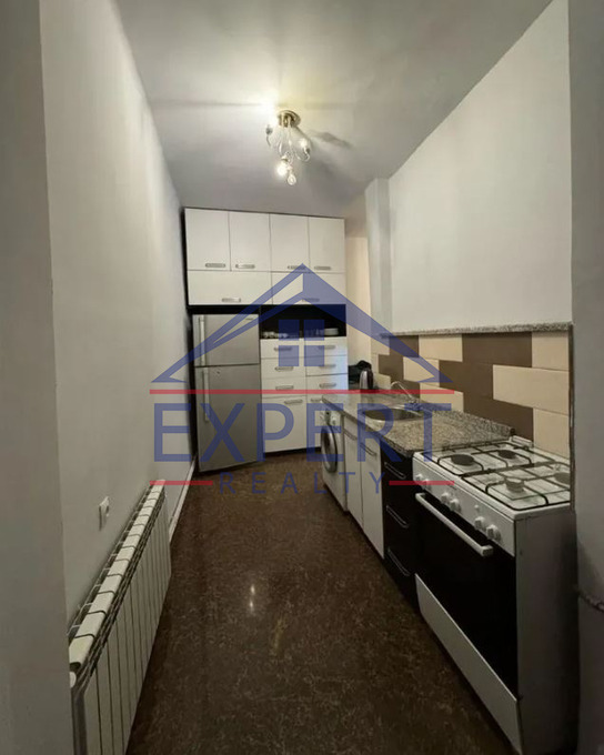 Կենտրոն, Պարոնյան փողոց 3 սենյակ