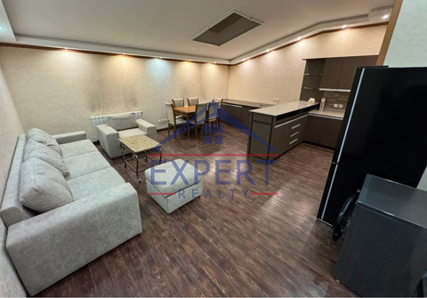 ԿԵՆՏՐՈՆ, ՊԱՐՈՆՅԱՆ, 3 ՍԵՆՅԱԿ