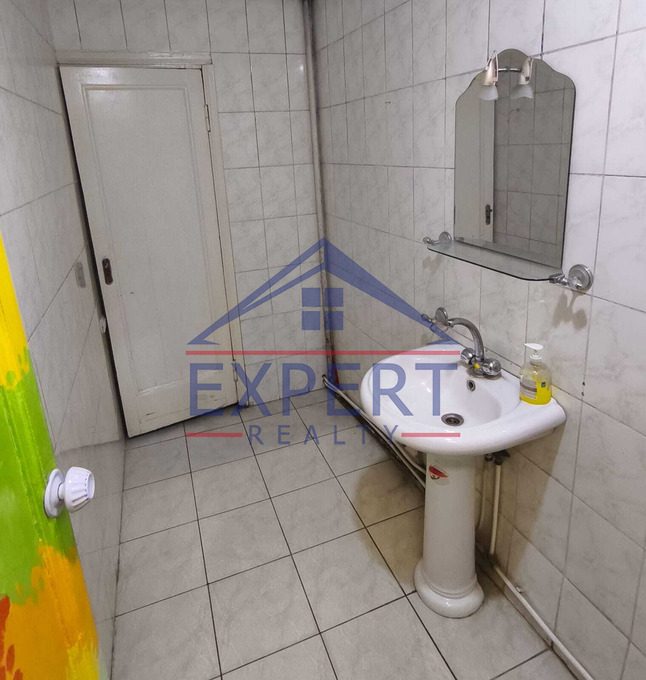 ՇԵՆԳԱՎԻԹ, ԳԱՐԵԳԻՆ ՆԺԴԵՀԻ ՓՈՂՈՑ, 77քմ
