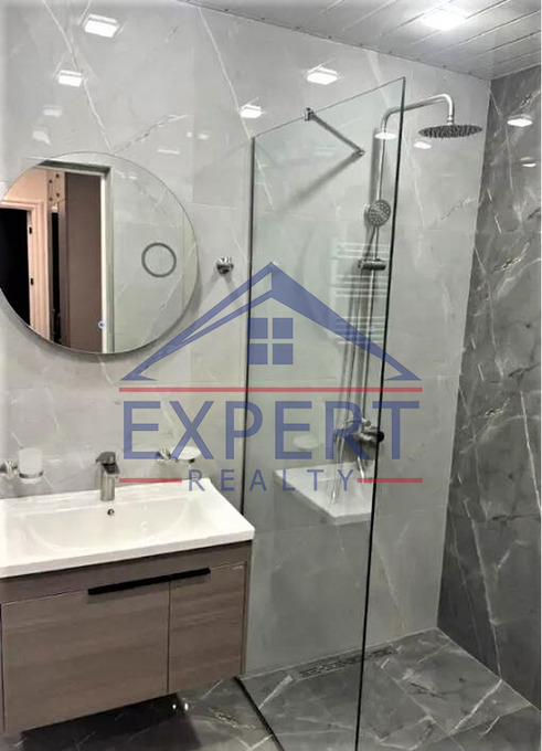 ԱՋԱՓՆՅԱԿ, ՔԸՐՔ ՔԸՐՔՈՐՅԱՆ ՓՈՂՈՑ, 3 ՍԵՆՅԱԿ