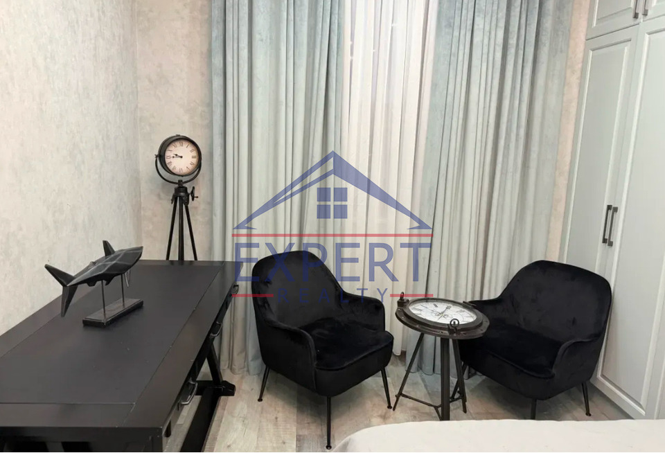 ԿԵՆՏՐՈՆ, ԱՐԱՄԻ ՓՈՂՈՑ, 4 ՍԵՆՅԱԿ