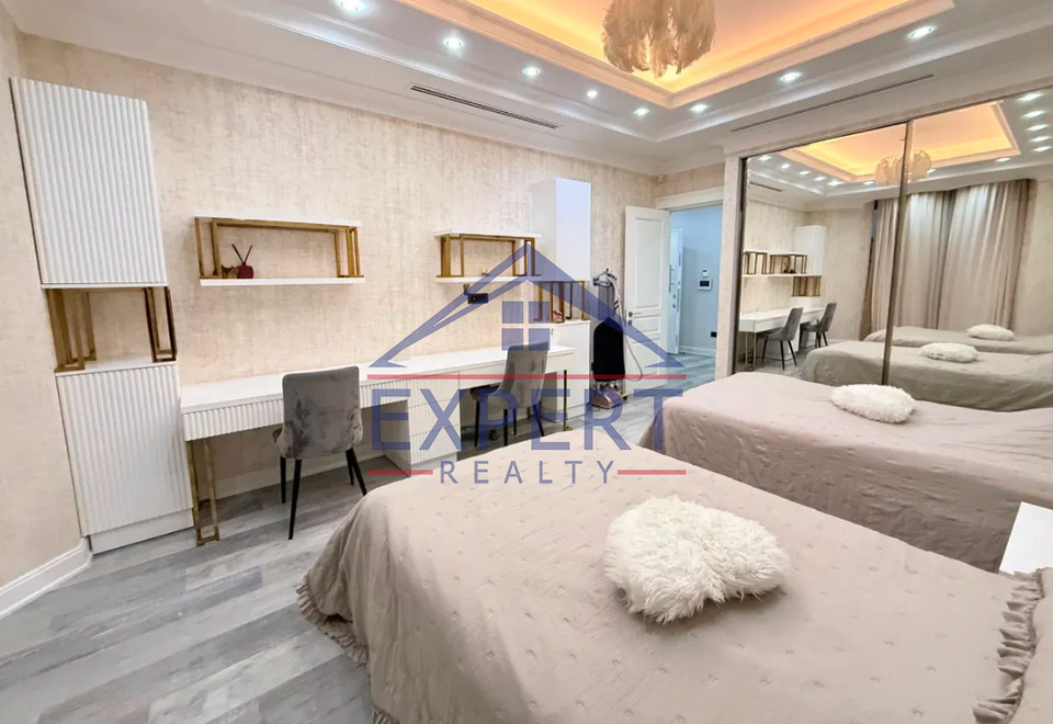 ԿԵՆՏՐՈՆ, ԱՐԱՄԻ ՓՈՂՈՑ, 4 ՍԵՆՅԱԿ