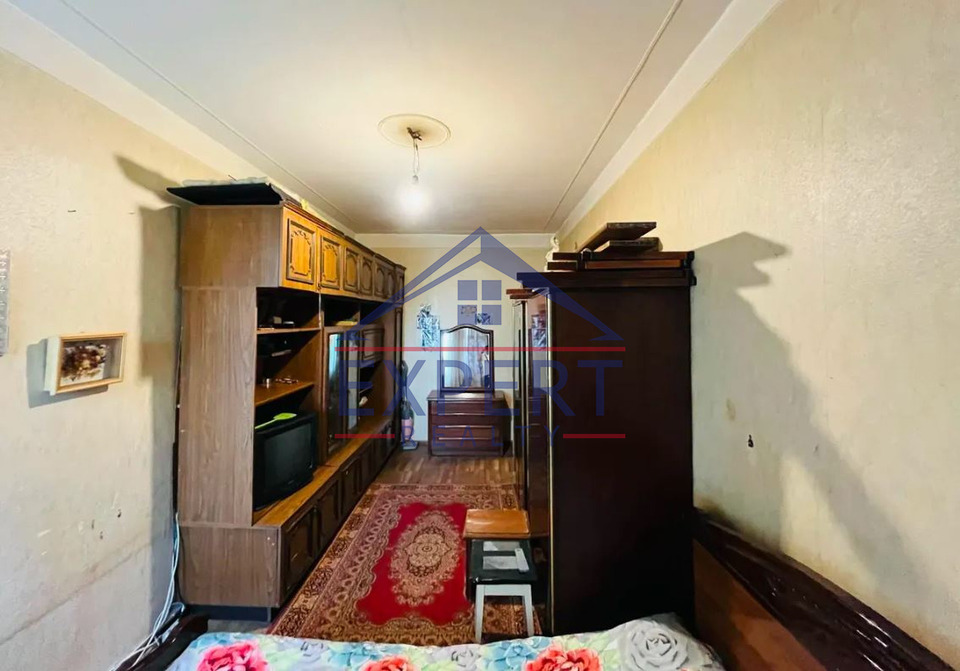 ՄԱԼԱԹԻԱ ՍԵԲԱՍՏԻԱ, ԱՎԱՆԵՍՈՎ ՓՈՂՈՑ , 4 ՍԵՆՅԱԿ