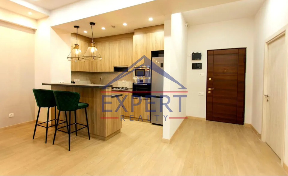 ԿԵՆՏՐՈՆ, ԵԿՄԱԼՅԱՆ ՓՈՂՈՑ, 2 ՍԵՆՅԱԿ