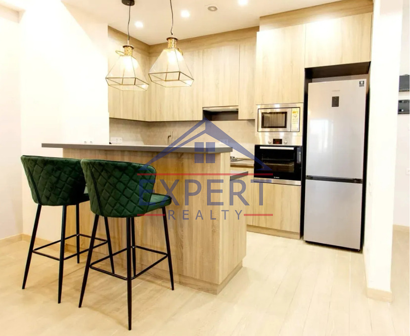 ԿԵՆՏՐՈՆ, ԵԿՄԱԼՅԱՆ ՓՈՂՈՑ, 2 ՍԵՆՅԱԿ