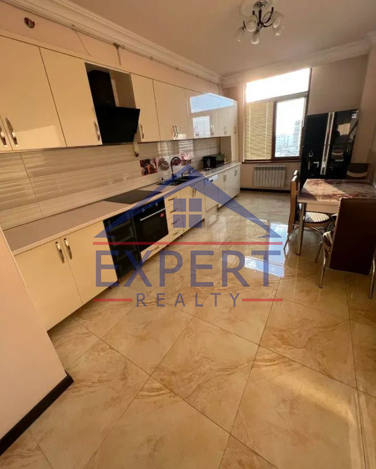 ԿԵՆՏՐՈՆ,ԽՈՐԵՆԱՑՈՒ ՓՈՂՈՑ  4 ՍԵՆՅԱԿ