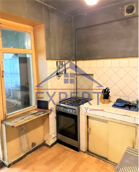 ԿԵՆՏՐՈՆ, ԴԵՐԵՆԻԿ ԴԵՄՐՃՅԱՆ ՓՈՂՈՑ, 2 ՍԵՆՅԱԿ