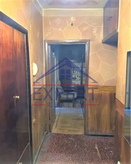 ԿԵՆՏՐՈՆ, ԴԵՐԵՆԻԿ ԴԵՄՐՃՅԱՆ ՓՈՂՈՑ, 2 ՍԵՆՅԱԿ