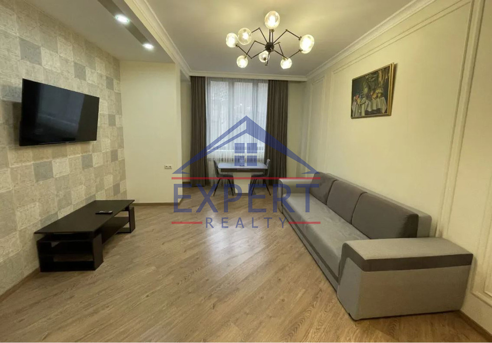 ԿԵՆՏՐՈՆ, ՎԵՐԻՆ ԱՆՏԱՌԱՅԻ ՓՈՂՈՑ, 4 ՍԵՆՅԱԿ