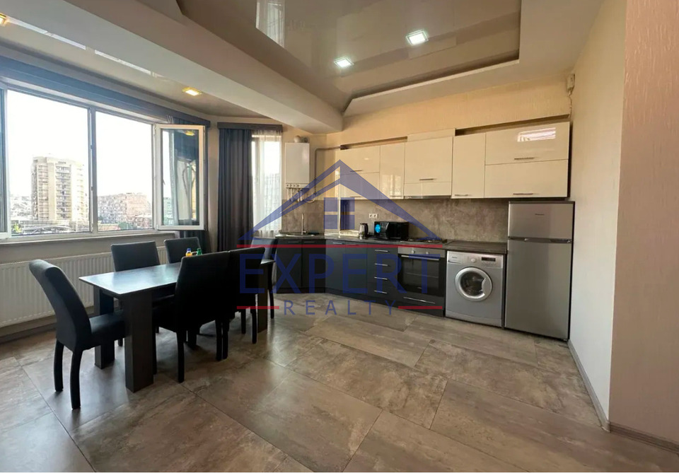 ԿԵՆՏՐՈՆ, ԱԼԵՔ ՄԱՆՈՒԿՅԱՆ ՓՈՂՈՑ, 62 քմ