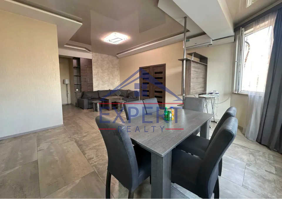 ԿԵՆՏՐՈՆ, ԱԼԵՔ ՄԱՆՈՒԿՅԱՆ ՓՈՂՈՑ, 62 քմ