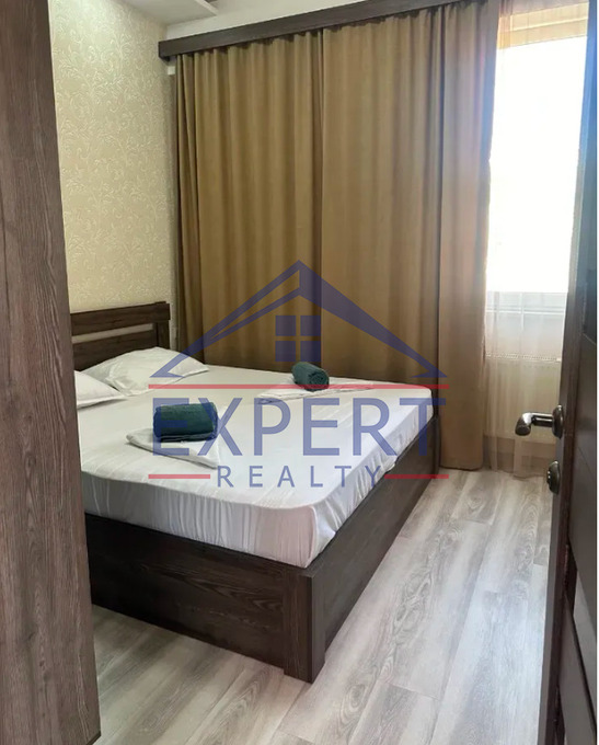 ԿԵՆՏՐՈՆ, ԱԼԵՔ ՄԱՆՈՒԿՅԱՆ ՓՈՂՈՑ, 62 քմ