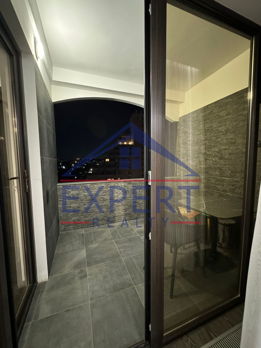 ԿԵՆՏՐՈՆ, Սարյան փողոց  3 ՍԵՆՅԱԿ