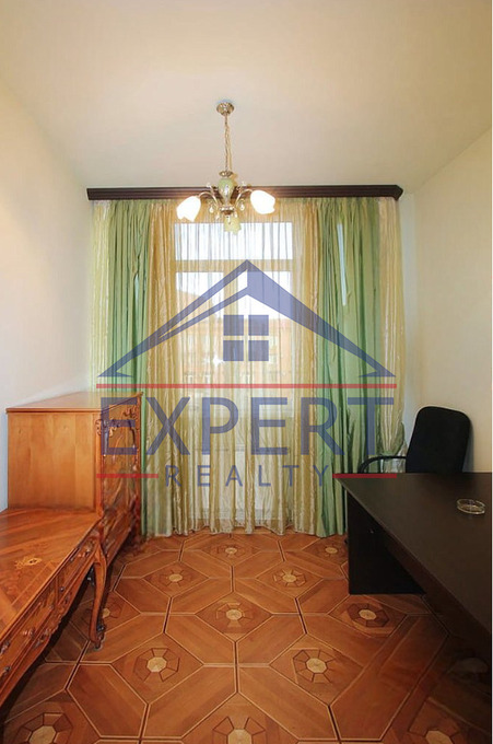 ԿԵՆՏՐՈՆ, ԹԱՄԱՆՅԱՆ ՓՈՂՈՑ, 4 ՍԵՆՅԱԿ