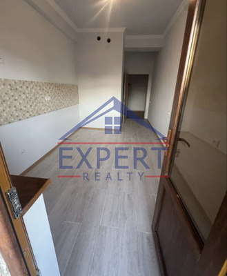 ԿԵՆՏՐՈՆ, ՄՈՆԹԵ ՄԵԼՔՈՆՅԱՆ ՓՈՂՈՑ, 3 ՍԵՆՅԱԿ