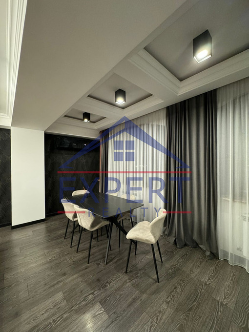 ԿԵՆՏՐՈՆ, ՍԱՐՅԱՆ ՓՈՂՈՑ, 3 ՍԵՆՅԱԿ