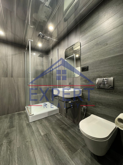 ԿԵՆՏՐՈՆ, ՍԱՐՅԱՆ ՓՈՂՈՑ, 3 ՍԵՆՅԱԿ