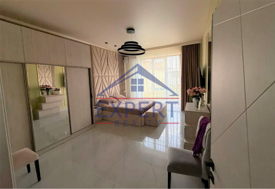 ԴԱՎԹԱՇԵՆ, ԱԶԱՏ ՇԵՐԵՆՑԻ ՓՈՂՈՑ, 4 ՍԵՆՅԱԿ