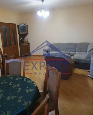 ԿԵՆՏՐՈՆ, ԵՐՎԱՆԴ ՔՈՉԱՐ ՓՈՂՈՑ, 2 ՍԵՆՅԱԿ