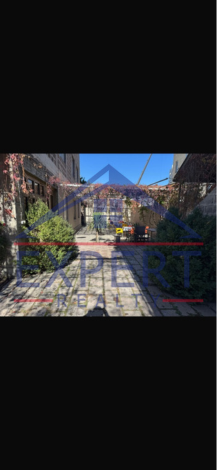 ԿԵՆՏՐՈՆ,ՊԱՐՈՆՅԱՆ ՓՈՂՈՑ, 2000ՔՄ