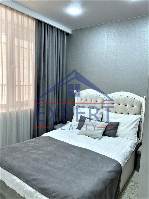 ԱՋԱՓՆՅԱԿ, ՆՈՐԱՇԵՆ ԹԱՂԱՄԱՍ, 3 ՍԵՆՅԱԿ