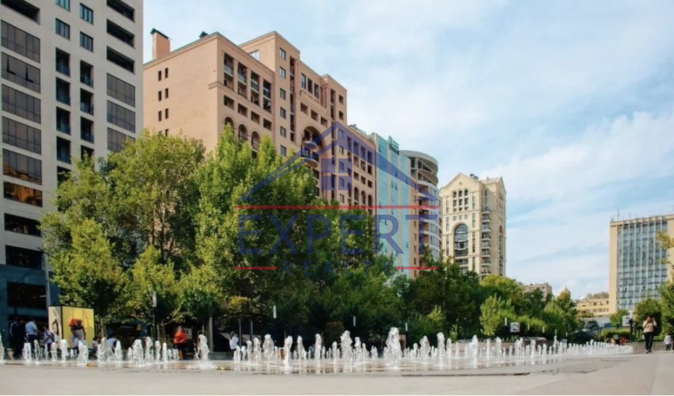 ԿԵՆՏՐՈՆ, ԱՄԻՐՅԱՆ ՓՈՂՈՑ, 2 ՍԵՆՅԱԿ