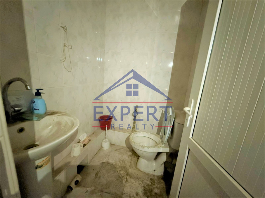 ԿԵՆՏՐՈՆ, ՉԱՐԵՆՑԻ ՓՈՂՈՑ, 150 ՔՄ․