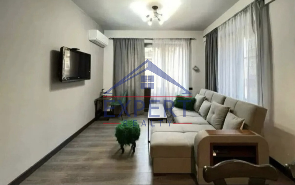 ԿԵՆՏՐՈՆ, ԲՅՈՒԶԱՆԴԻ ՓՈՂՈՑ, 2 ՍԵՆՅԱԿ