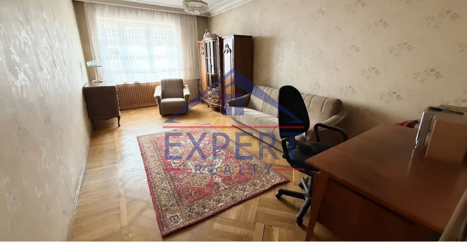 ԿԵՆՏՐՈՆ, ՀԵՐԱՑԻ ՓՈՂՈՑ, 3 ՍԵՆՅԱԿ