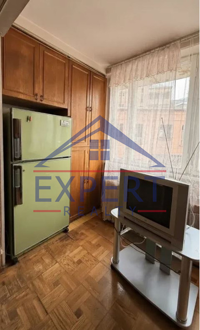 ԿԵՆՏՐՈՆ, ՀԵՐԱՑԻ ՓՈՂՈՑ, 3 ՍԵՆՅԱԿ