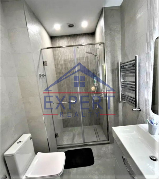 ԱՋԱՓՆՅԱԿ, ՖՈՒՉԻԿԻ ՓՈՂՈՑ, 2 ՍԵՆՅԱԿ