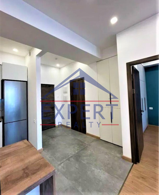 ԱՋԱՓՆՅԱԿ, ՖՈՒՉԻԿԻ ՓՈՂՈՑ, 2 ՍԵՆՅԱԿ