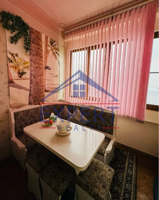 ԿԵՆՏՐՈՆ, ԱՐՇԱԿՈՒՆՅԱՆՑ ՊՈՂՈՏԱ, 3 ՍԵՆՅԱԿ