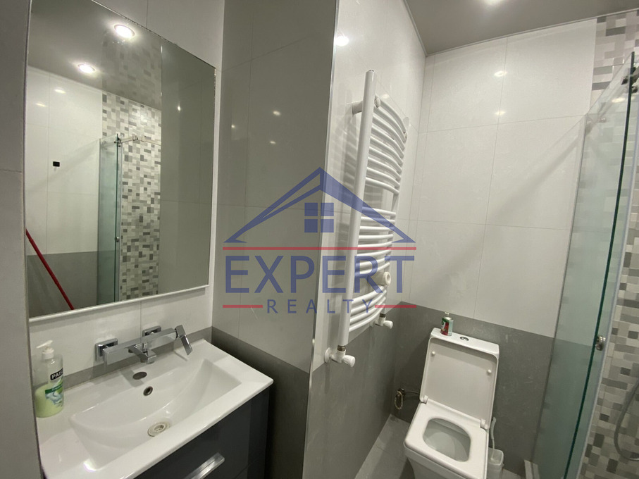 ԿԵՆՏՐՈՆ, ԲՈՒԶԱՆԴԻ ՓՈՂՈՑ, 2 ՍԵՆՅԱԿ