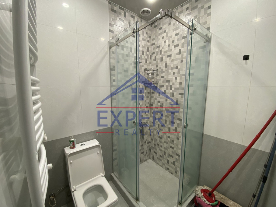 ԿԵՆՏՐՈՆ, ԲՈՒԶԱՆԴԻ ՓՈՂՈՑ, 2 ՍԵՆՅԱԿ