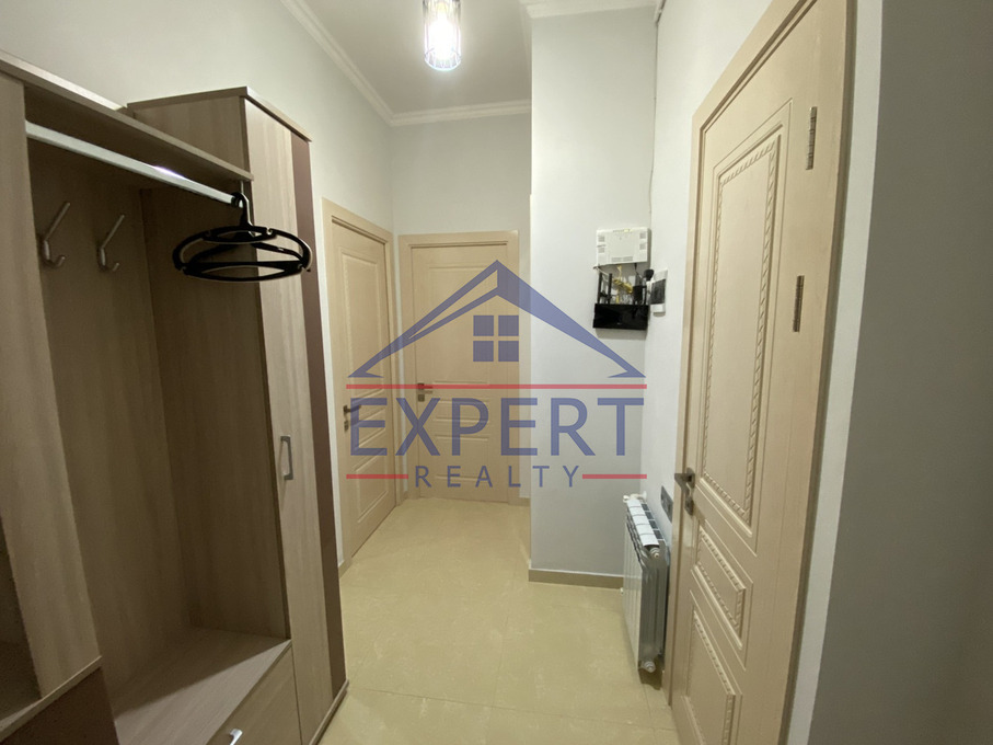 ԿԵՆՏՐՈՆ, ԲՈՒԶԱՆԴԻ ՓՈՂՈՑ, 2 ՍԵՆՅԱԿ