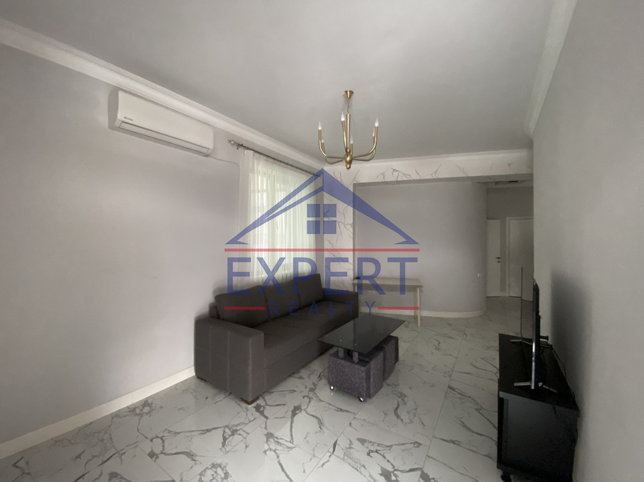 ԿԵՆՏՐՈՆ , ԱՆՏԱՌԱՅԻՆ ՓՈՂՈՑ , 3 ՍԵՆՅԱԿ