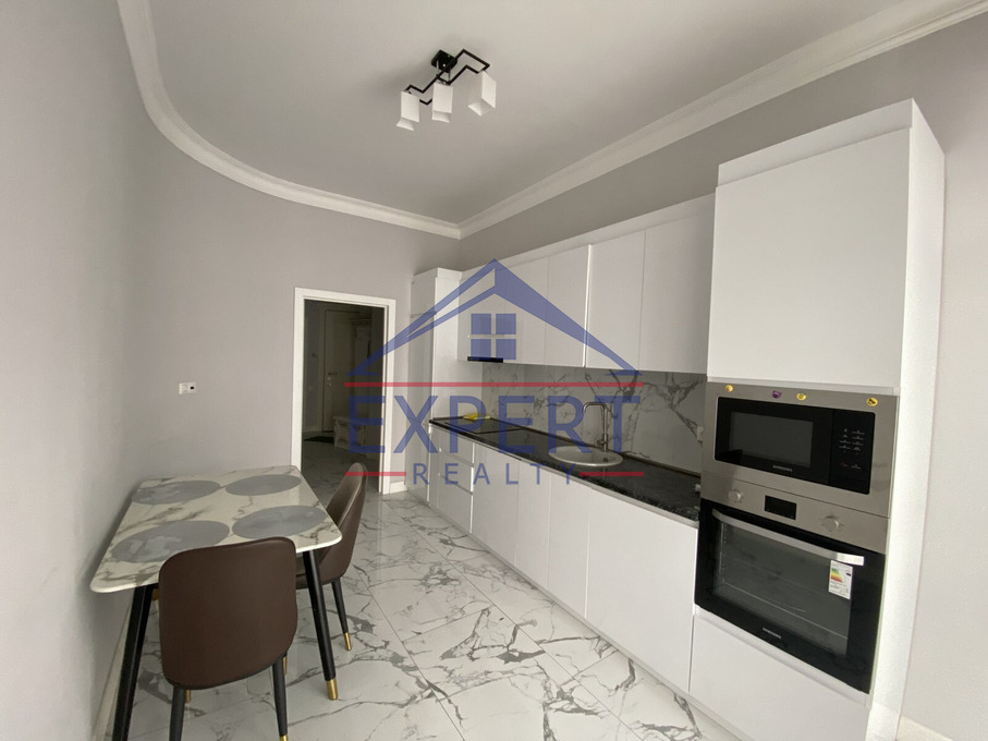 ԿԵՆՏՐՈՆ , ԱՆՏԱՌԱՅԻՆ ՓՈՂՈՑ , 3 ՍԵՆՅԱԿ