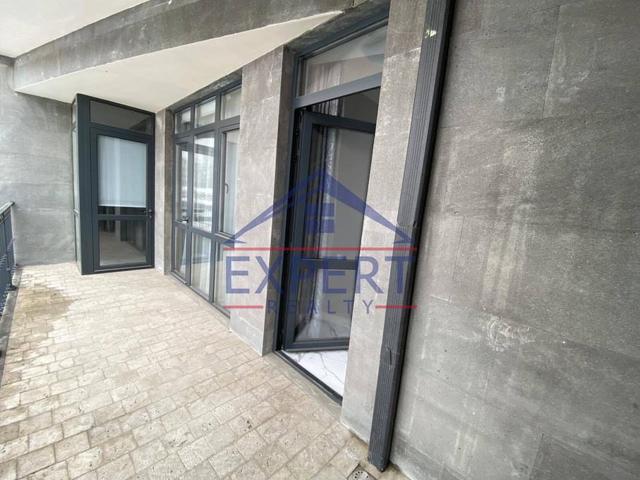 ԿԵՆՏՐՈՆ , ԱՆՏԱՌԱՅԻՆ ՓՈՂՈՑ , 3 ՍԵՆՅԱԿ